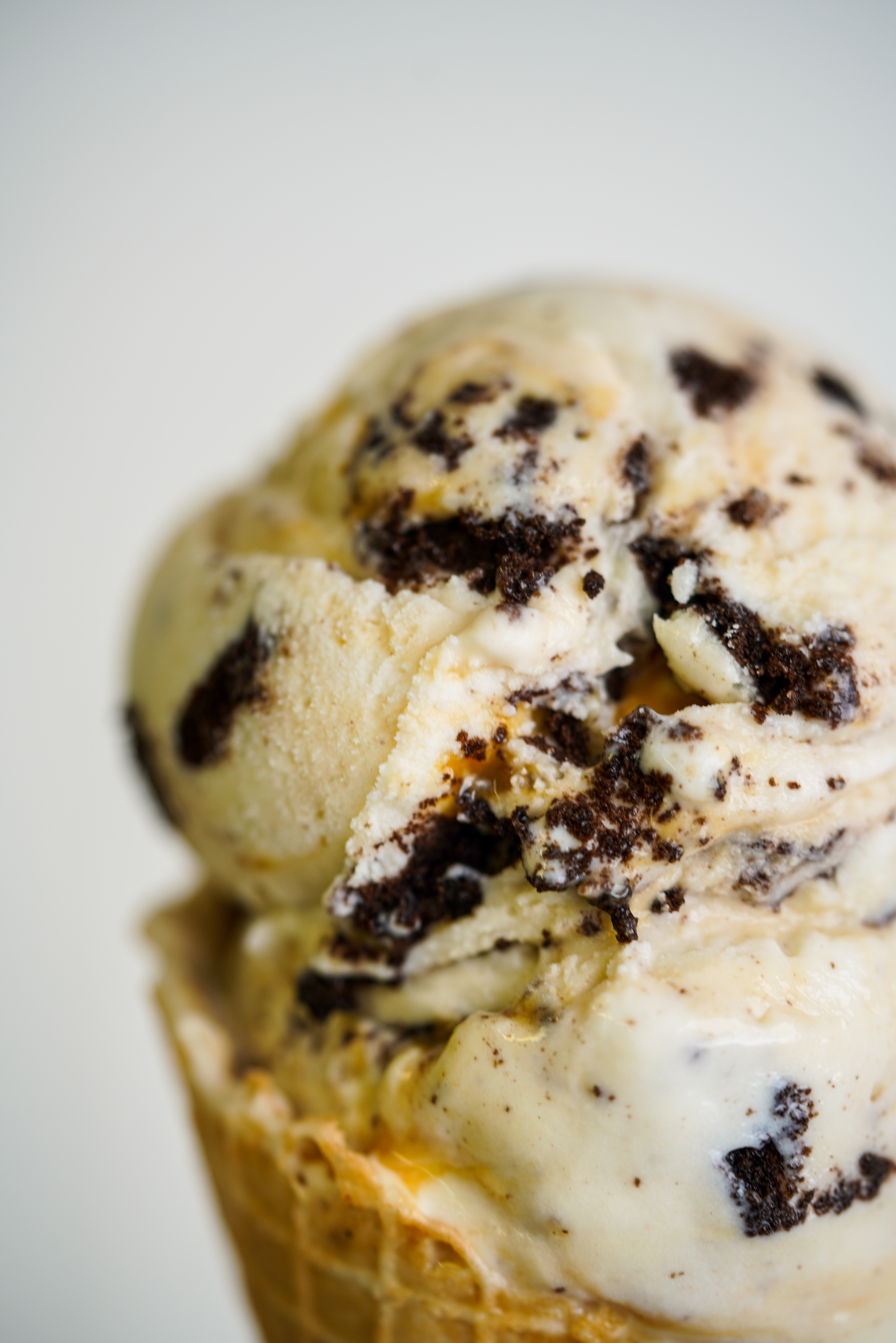 Cookies and cream scoop